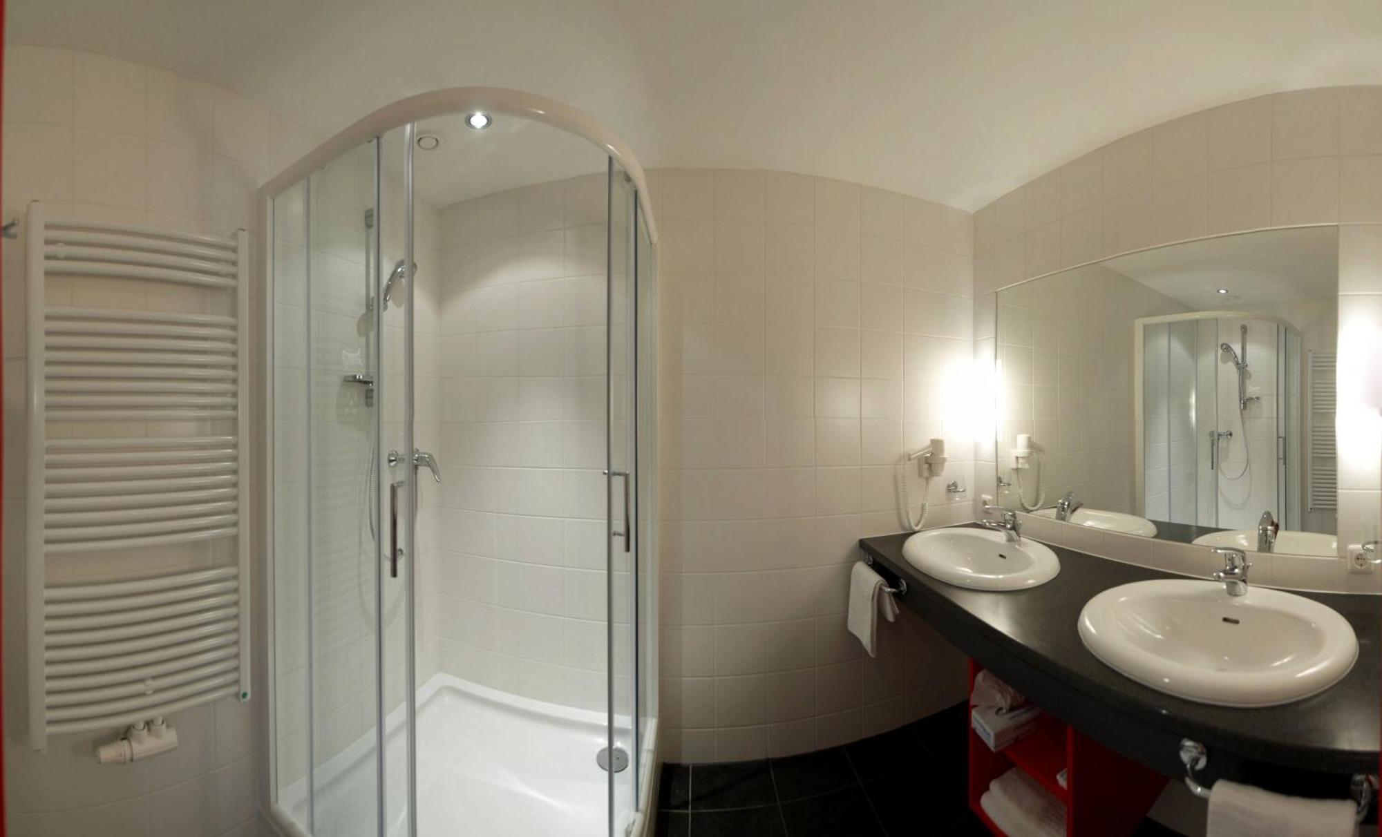 Hotel Zum Kirchenwirt ماريازيل المظهر الخارجي الصورة