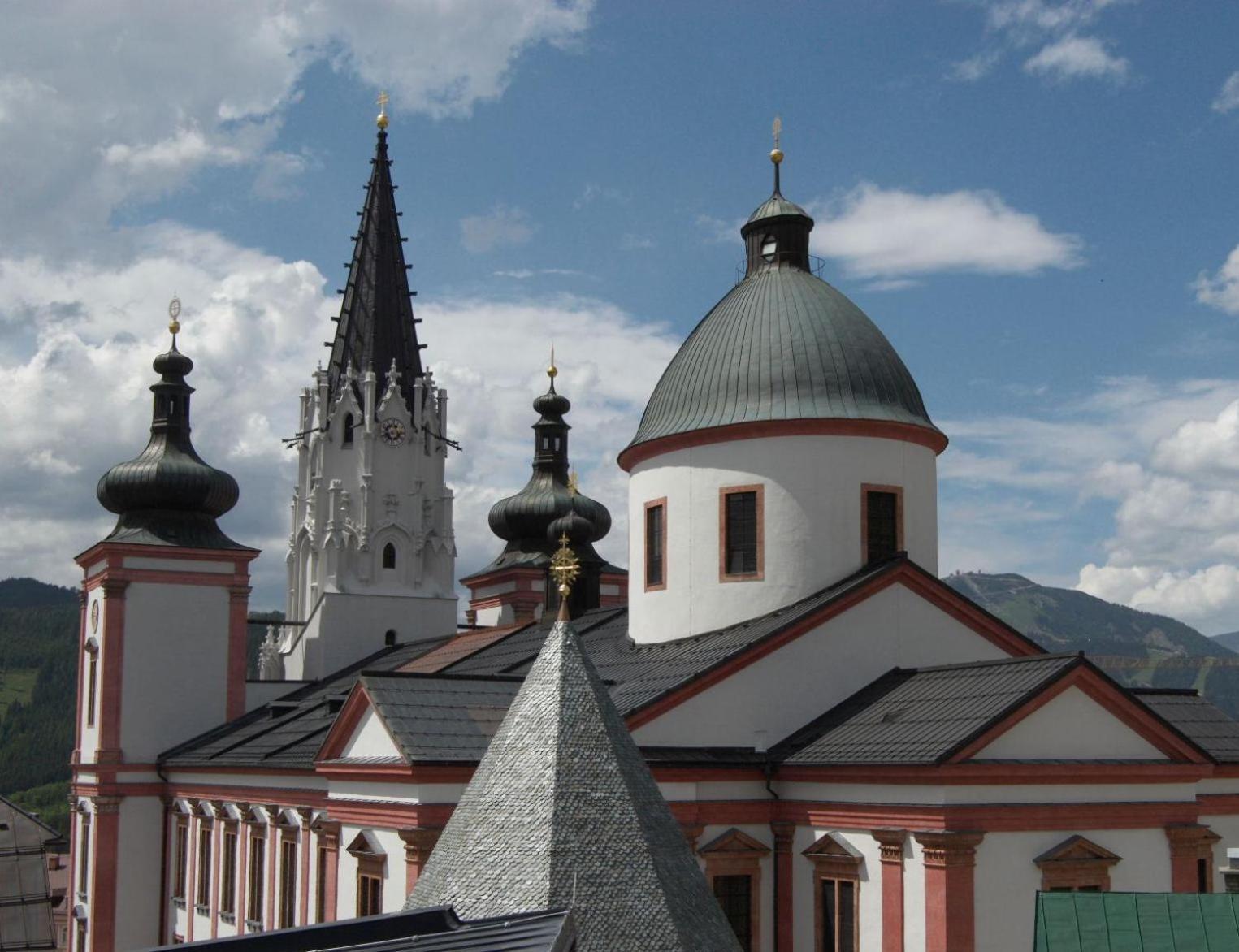 Hotel Zum Kirchenwirt ماريازيل المظهر الخارجي الصورة