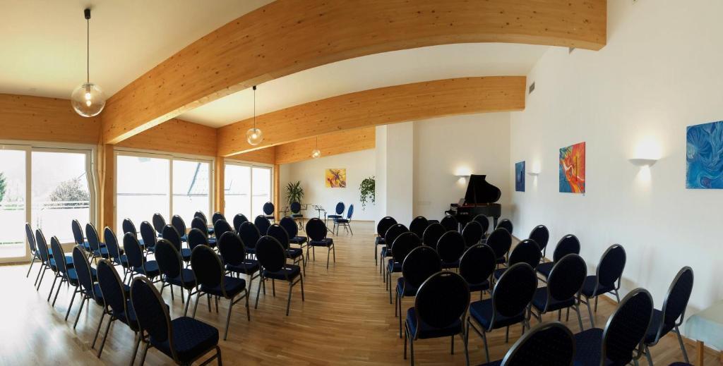 Hotel Zum Kirchenwirt ماريازيل المظهر الخارجي الصورة